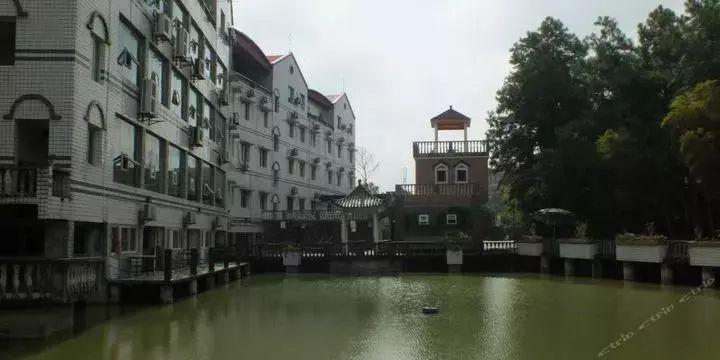 假期到处堵,周末双休哪里旅游堵