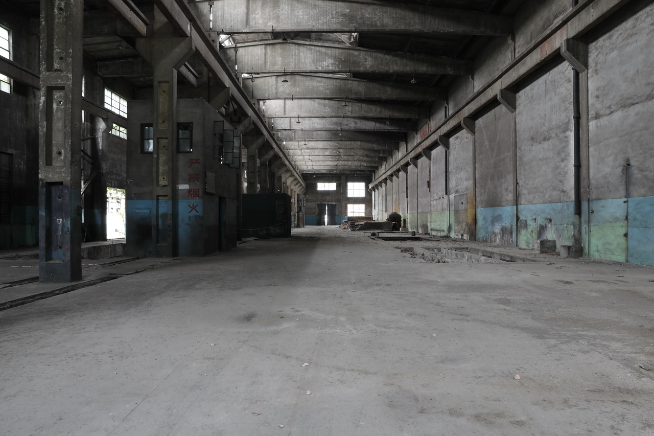 武汉轻型汽车制造厂,武汉特种车制造厂