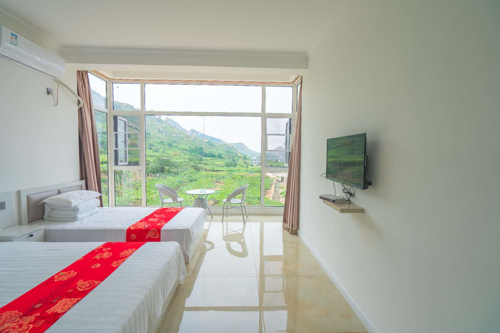 秦皇岛昌黎葡萄沟吃住一体农家院,昌黎海边农家院