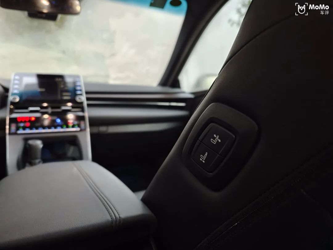 2021款2.5汽油版丰田亚洲龙实测,新款丰田亚洲龙2.0l豪华版试驾