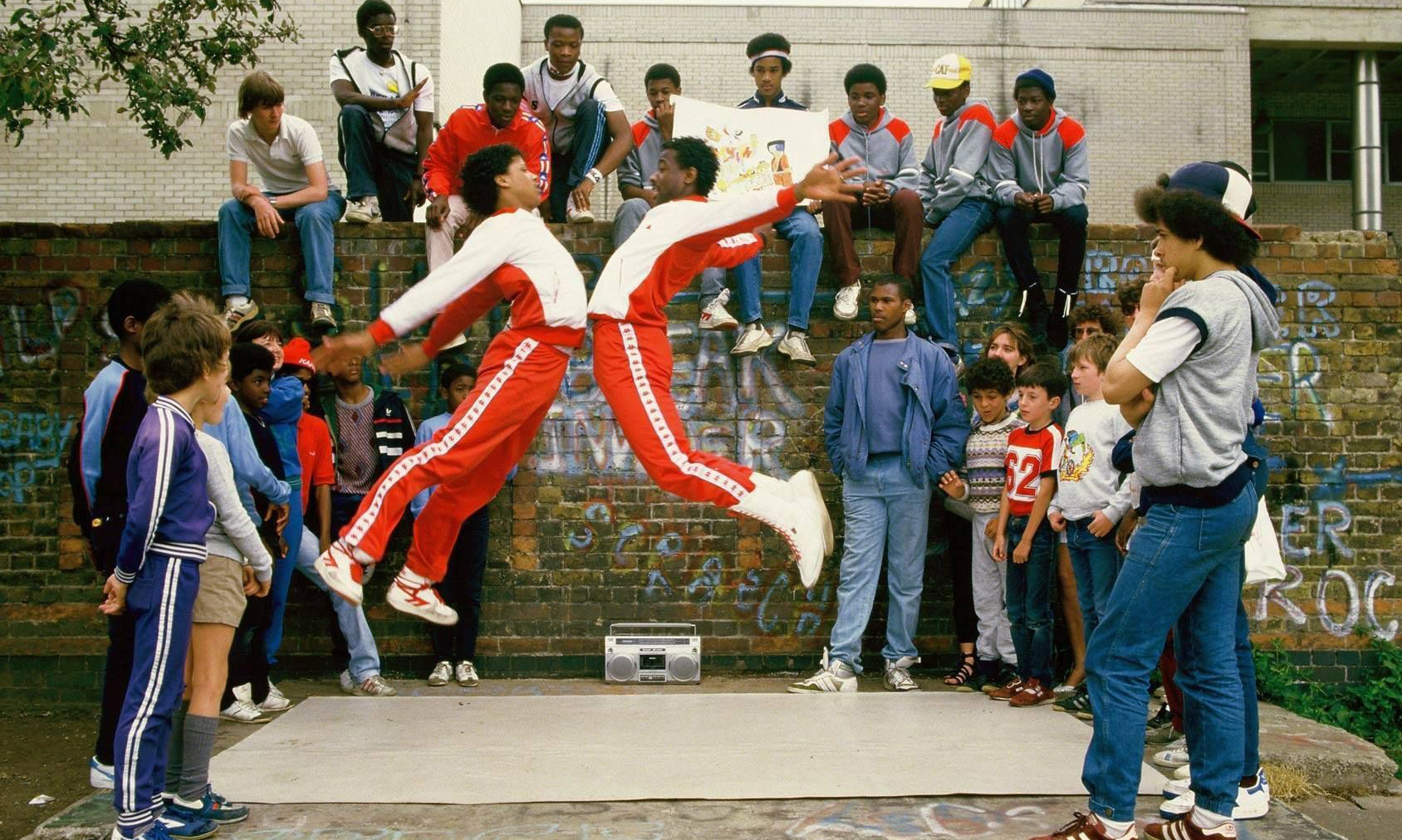 从街舞课堂到赛场,从练习室到街头