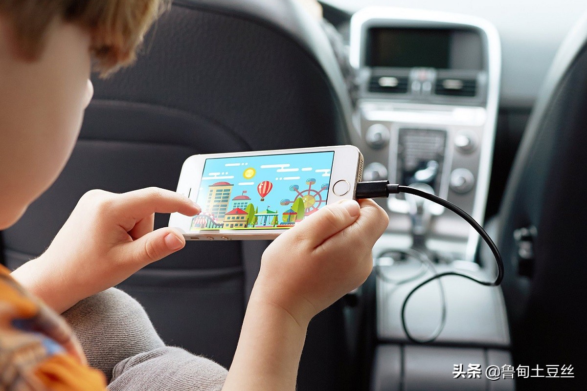 「毂锐驰」为何你的电瓶撑不到一年？汽车电瓶养护需知