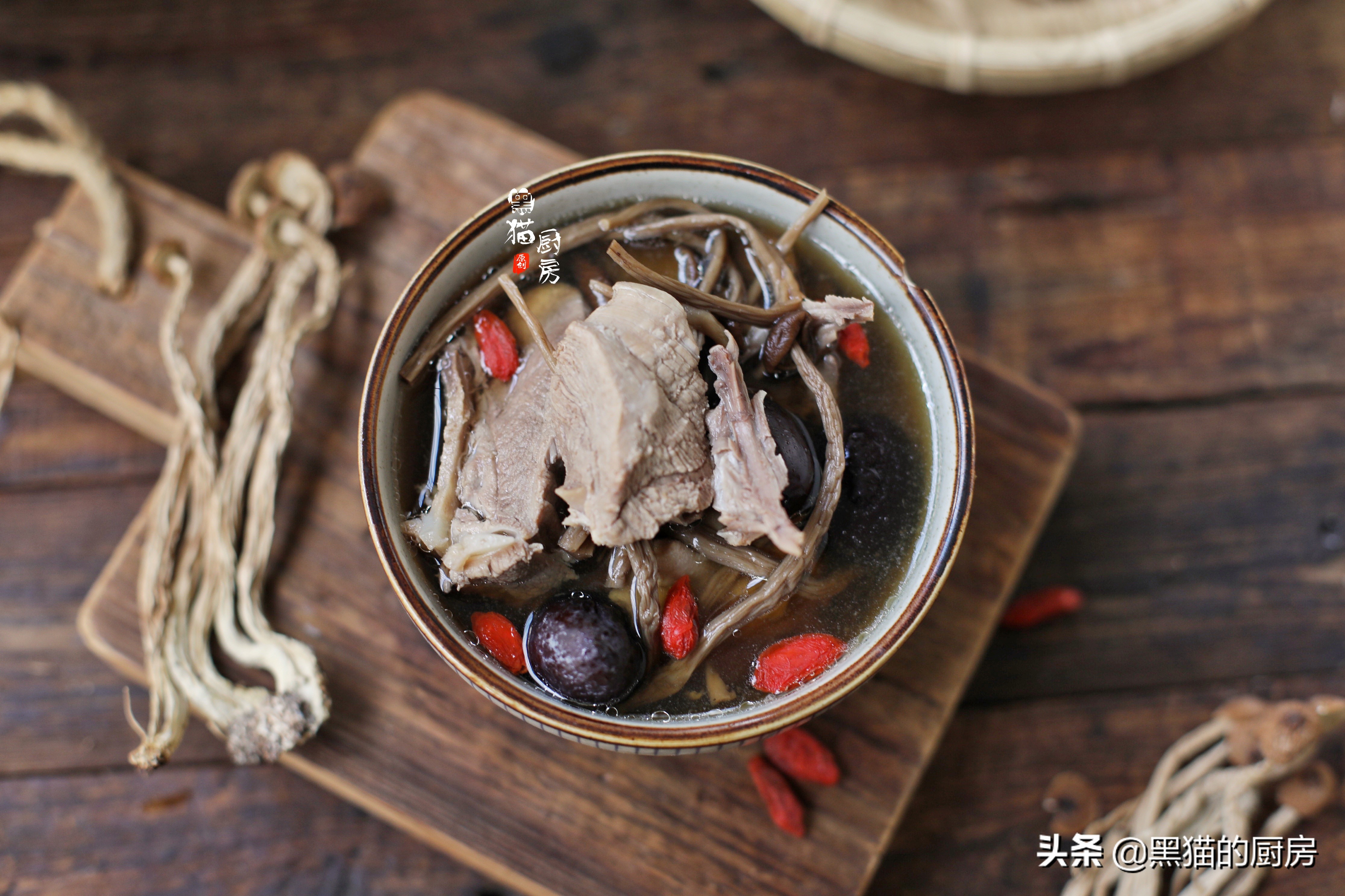 天冷煲汤食谱大全,天冷多喝汤暖心暖胃