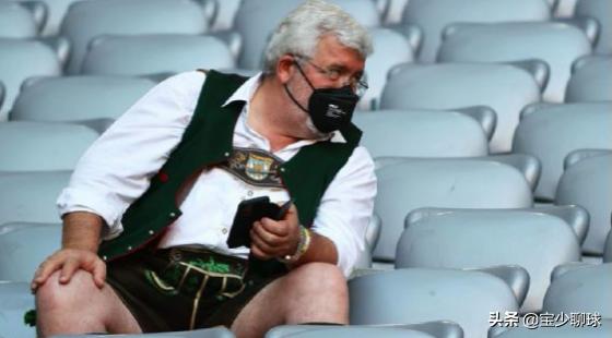 欧洲杯场上的另类视频,欧洲杯赛程高清图片