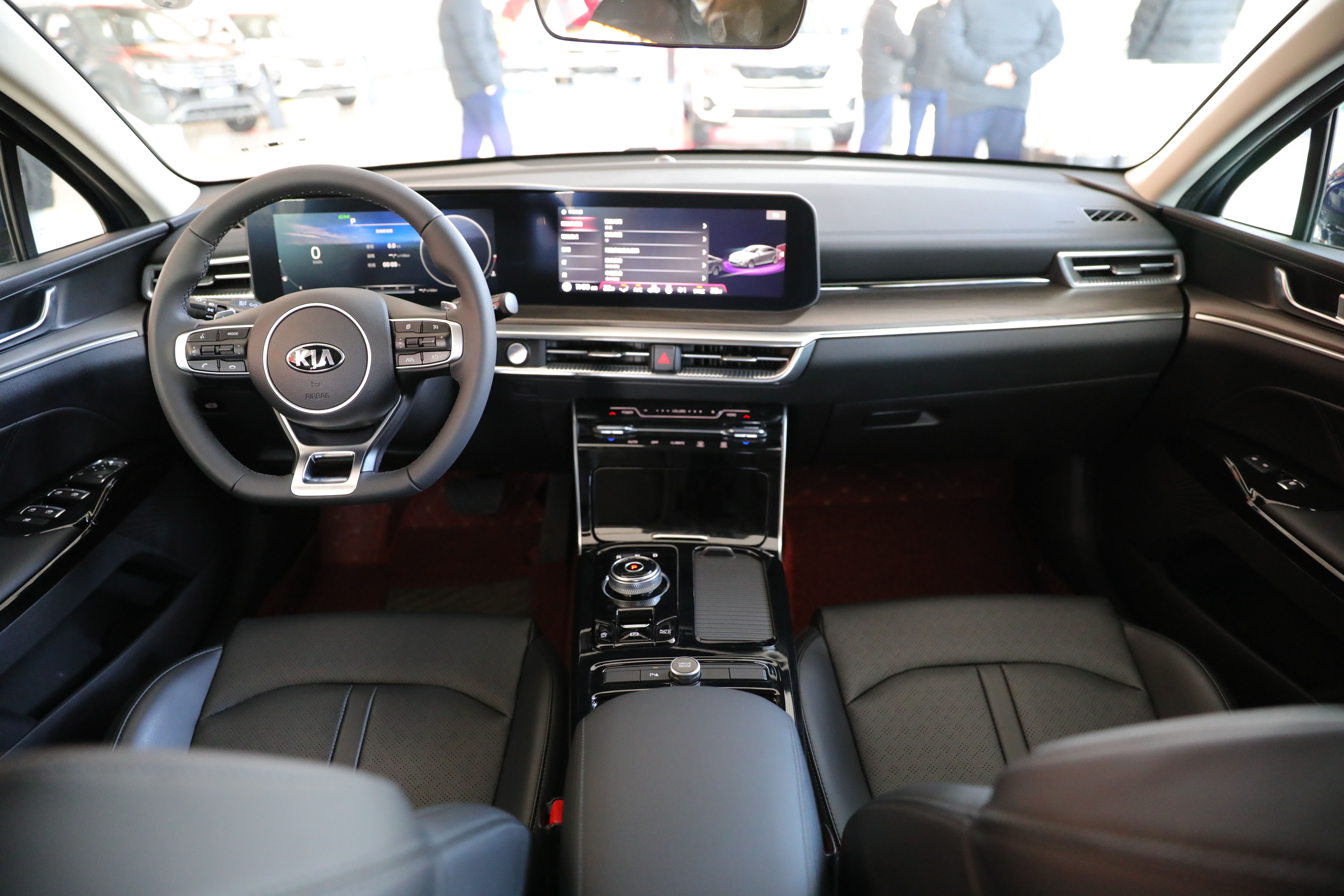 起亚凯酷钻海蓝,探店凯酷