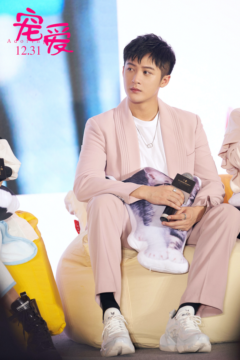 徐峥颁奖典礼全程,徐峥宠爱完整视频