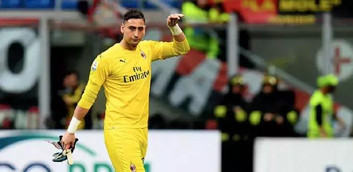 萨老爷子--米兰报--萨里突然火了,阿囧突然下课了