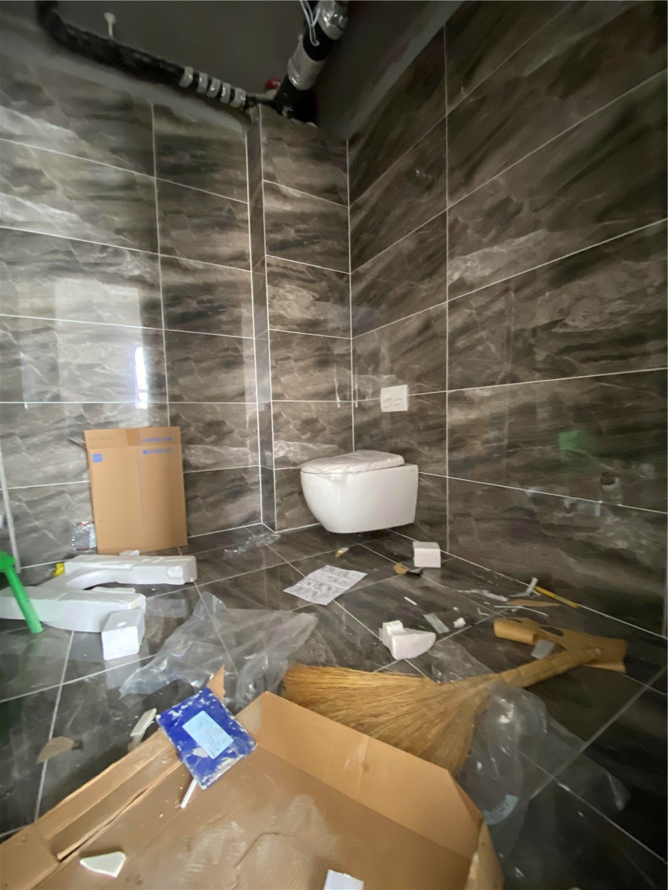 自己独立安装壁挂马桶遇到的那些坑!!!从水电开始就踩坑