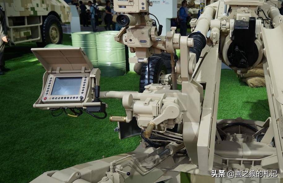 比m777榴弹炮更厉害的炮,m777榴弹炮和ah4对比