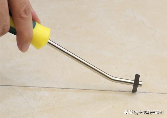 缝隙潮湿打了美缝怎么办,卫生间地砖潮湿怎么美缝