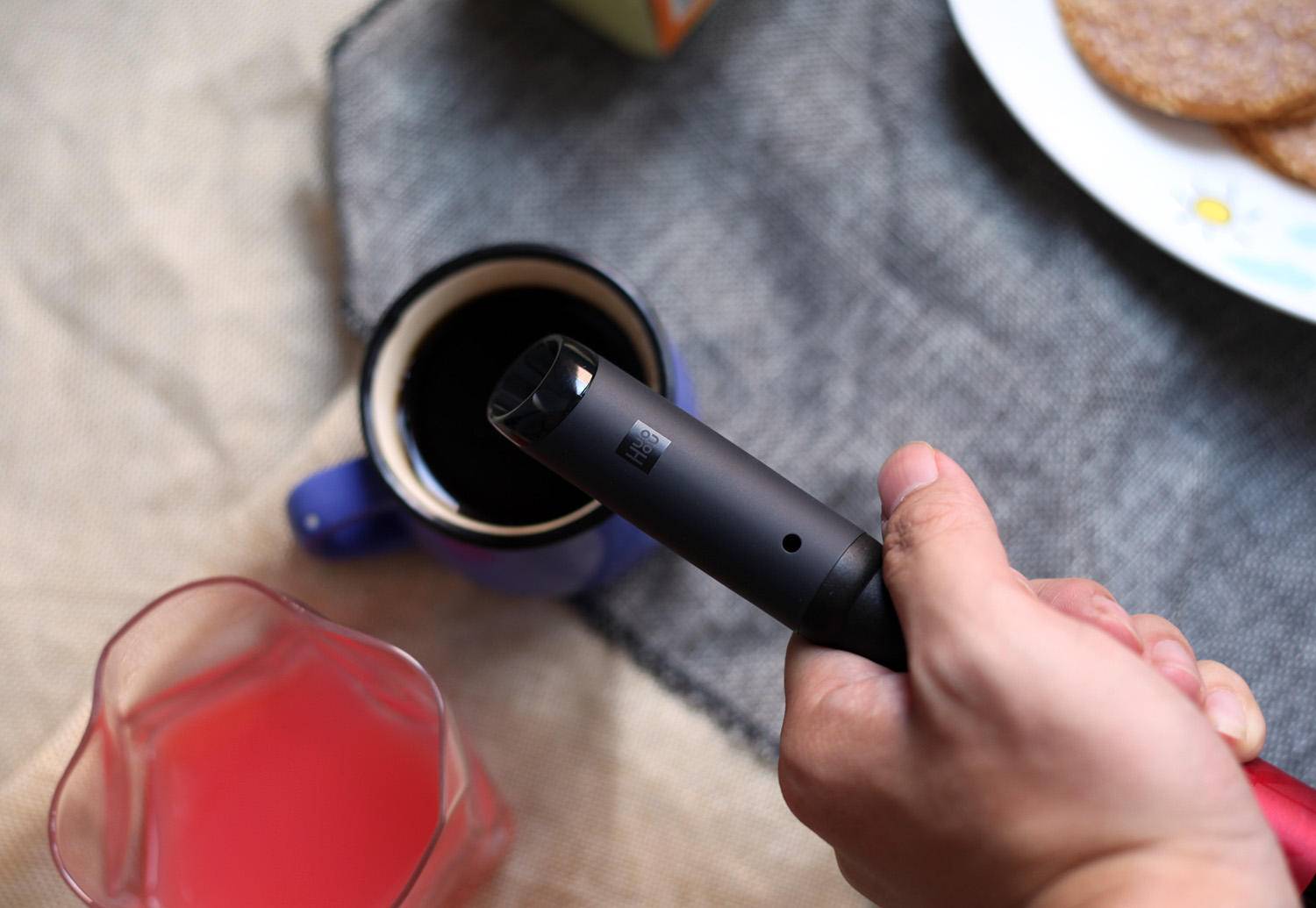 红酒开瓶器电动的好还是手动的好,红酒开瓶器手动电动哪款好