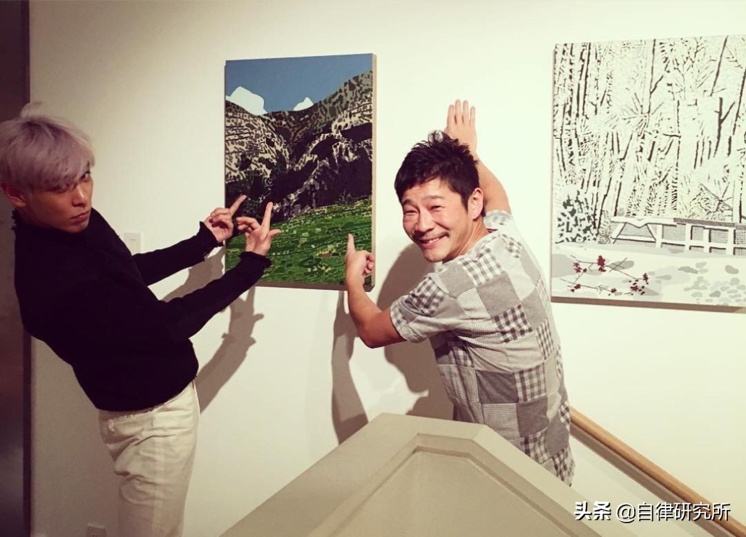 送10亿，征女友包下火箭登月高中毕业的他为何成为日本最潮富一代