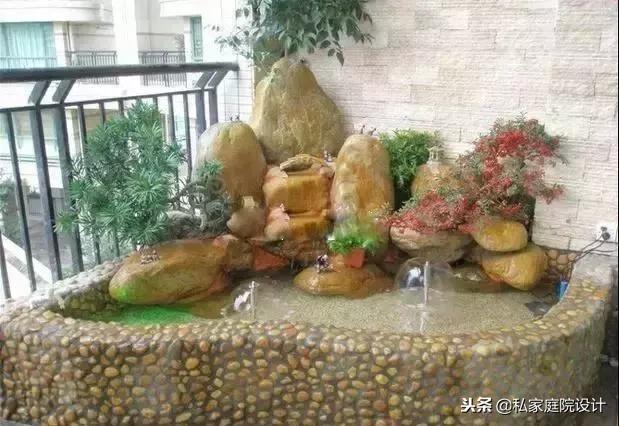 一米宽的阳台怎么设计鱼池假山,上海阳台流水假山鱼池景观设计