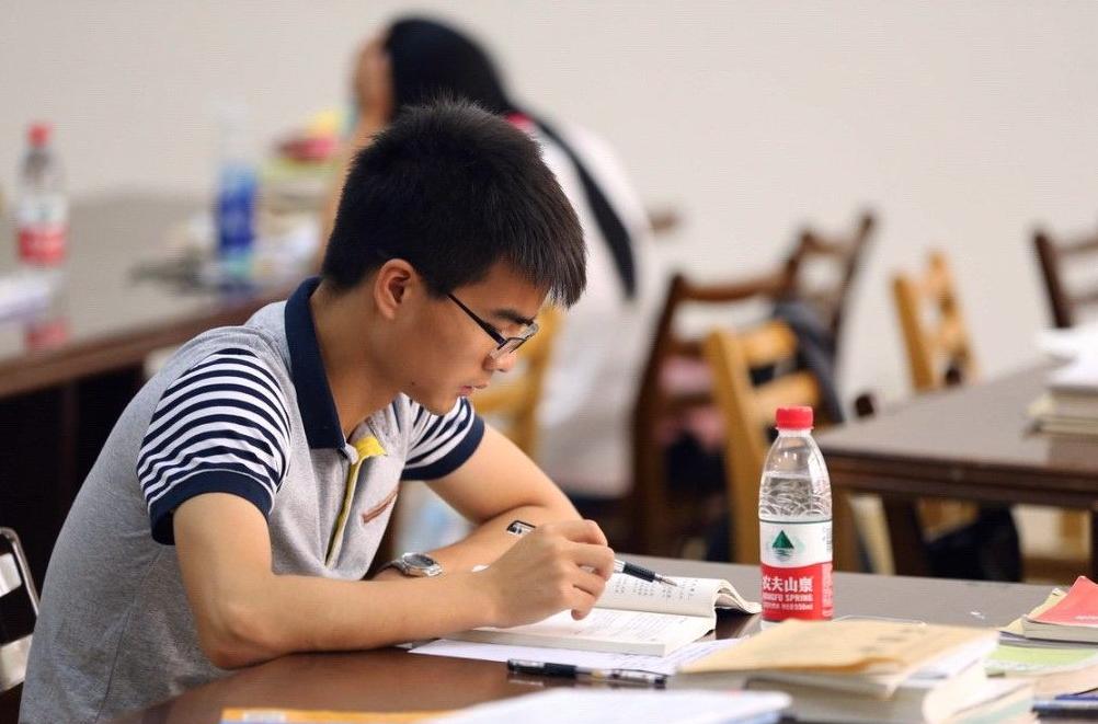 为什么选择报考杭电,浙大学生报杭电