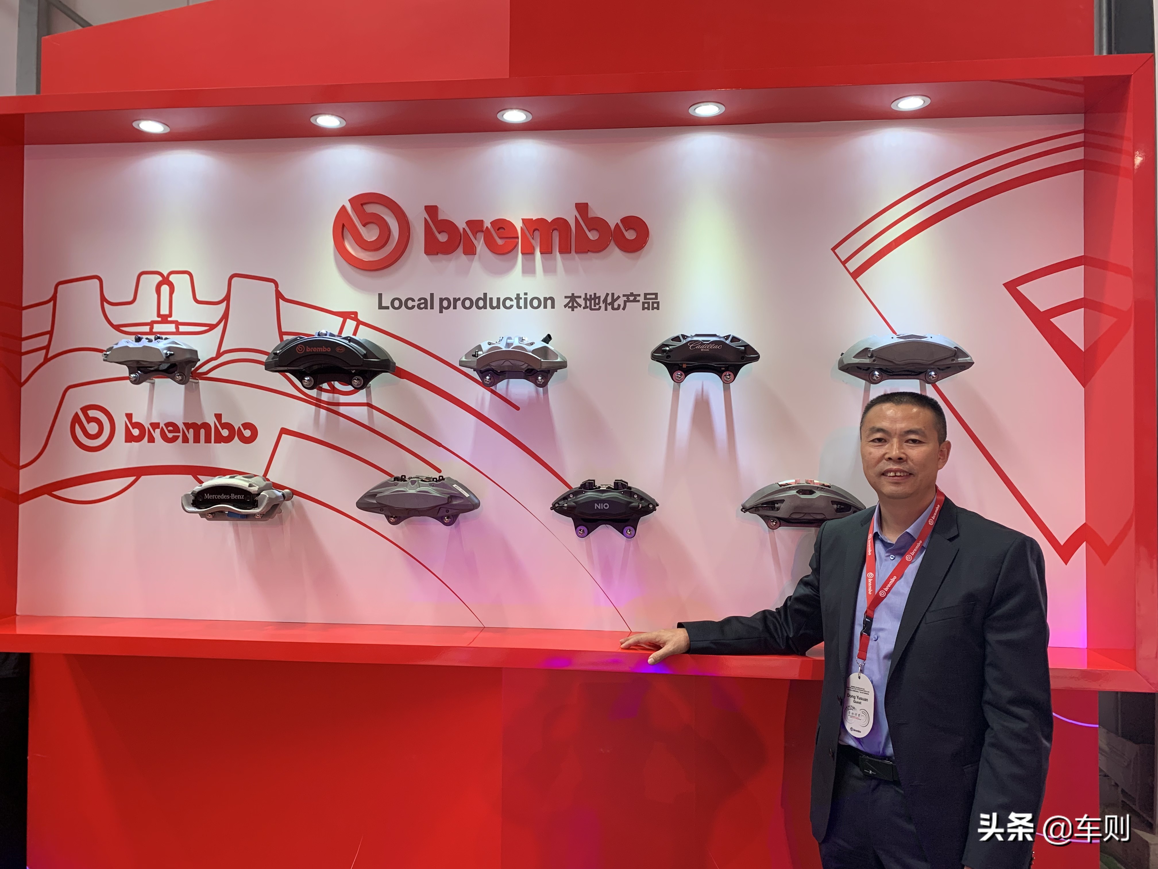 新款特斯拉modely布雷博brembo,布雷博brembo和brembo有什么区别