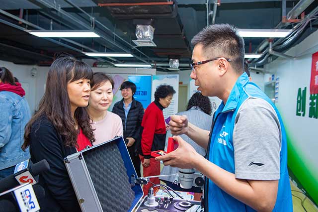 2000元买的是假翡翠吗,200元能买到天然水晶