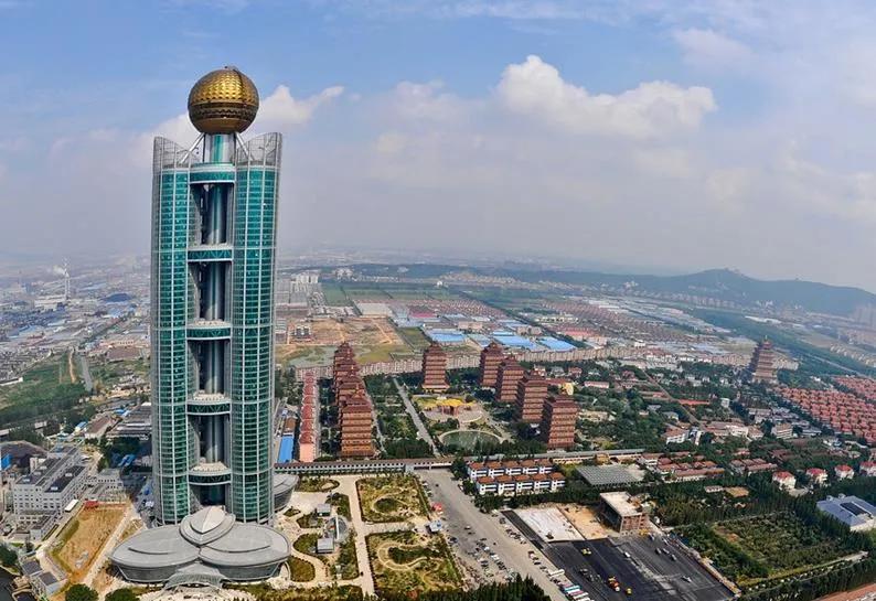 “土豪村”终于没落?曾家家住别墅开豪车,如今负债累累无力偿还