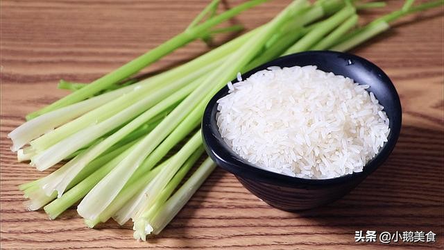 简单的大米发糕,简单零失败的玉米面白面发糕