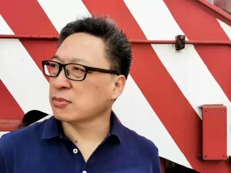 散文|汗漫:两个诗人