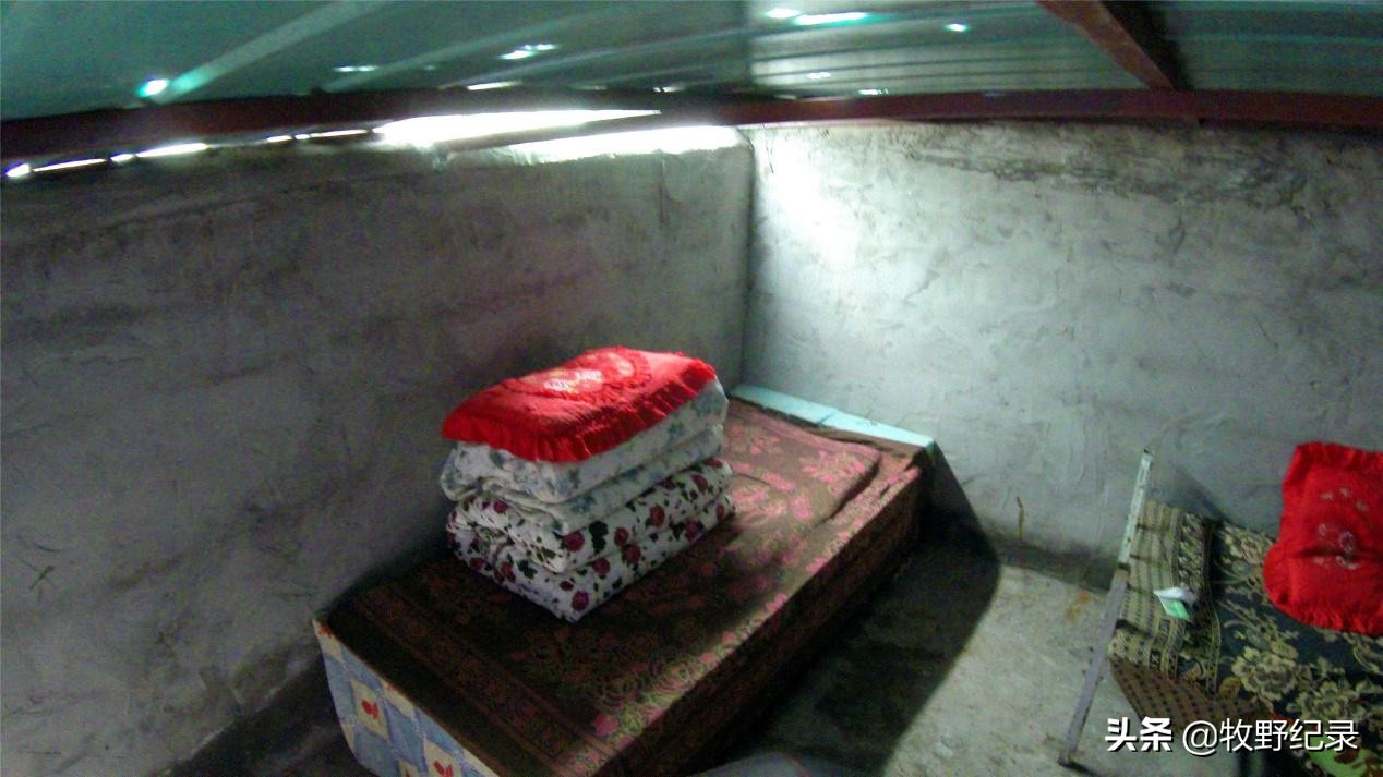 金沙江考察第四十六天寒冷雨夜巴塘乡小旅店一夜未眠到达玉树市