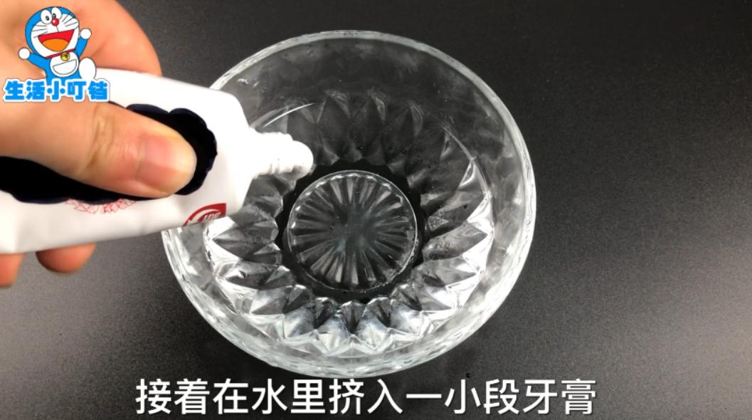 金首饰脏了在家怎么洗,金首饰脏了去金店清洗会不会少金