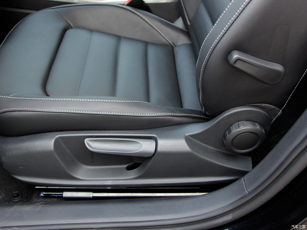 帕萨特是运动车型还是舒适车,帕萨特最开始车型