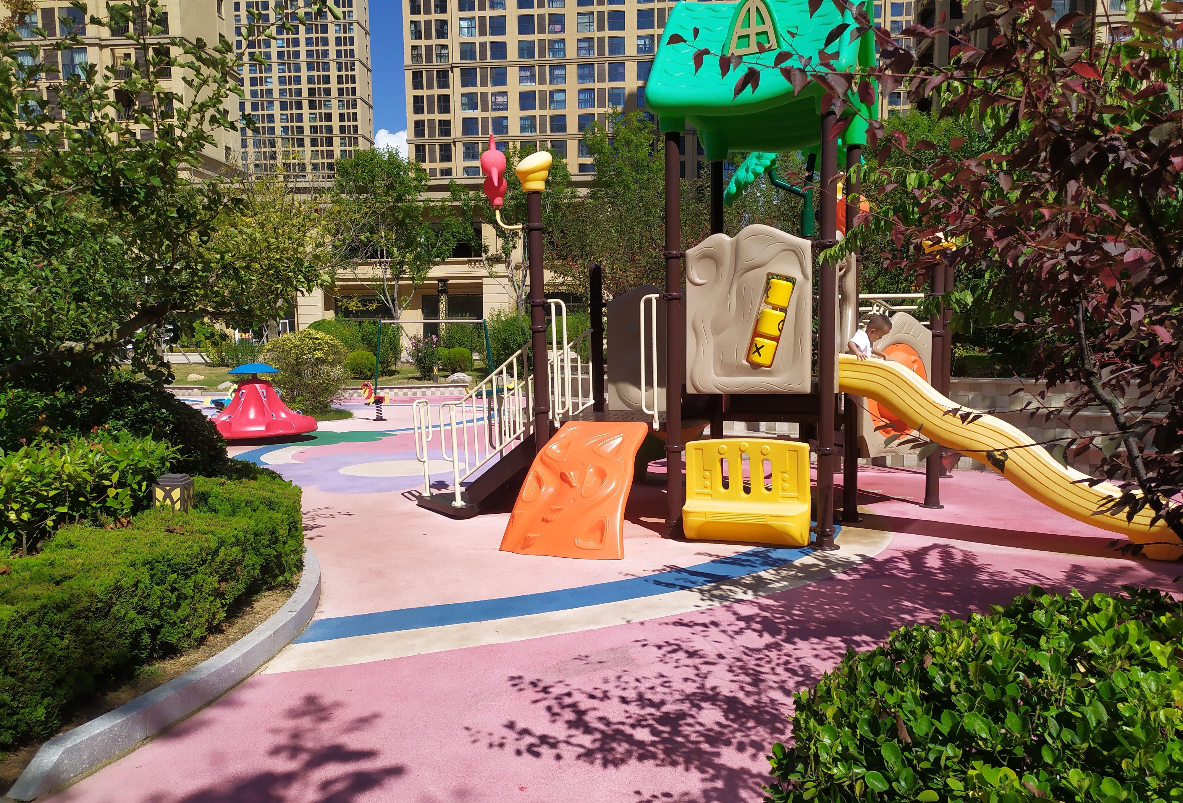 乳山银滩候鸟生活,乳山银滩哪里有鬼城