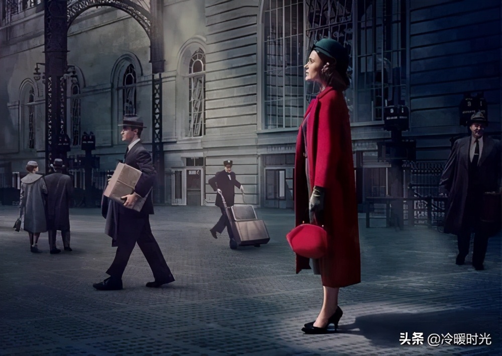 麦瑟尔夫人第一次脱口秀片段,中国版麦瑟尔夫人脱口秀