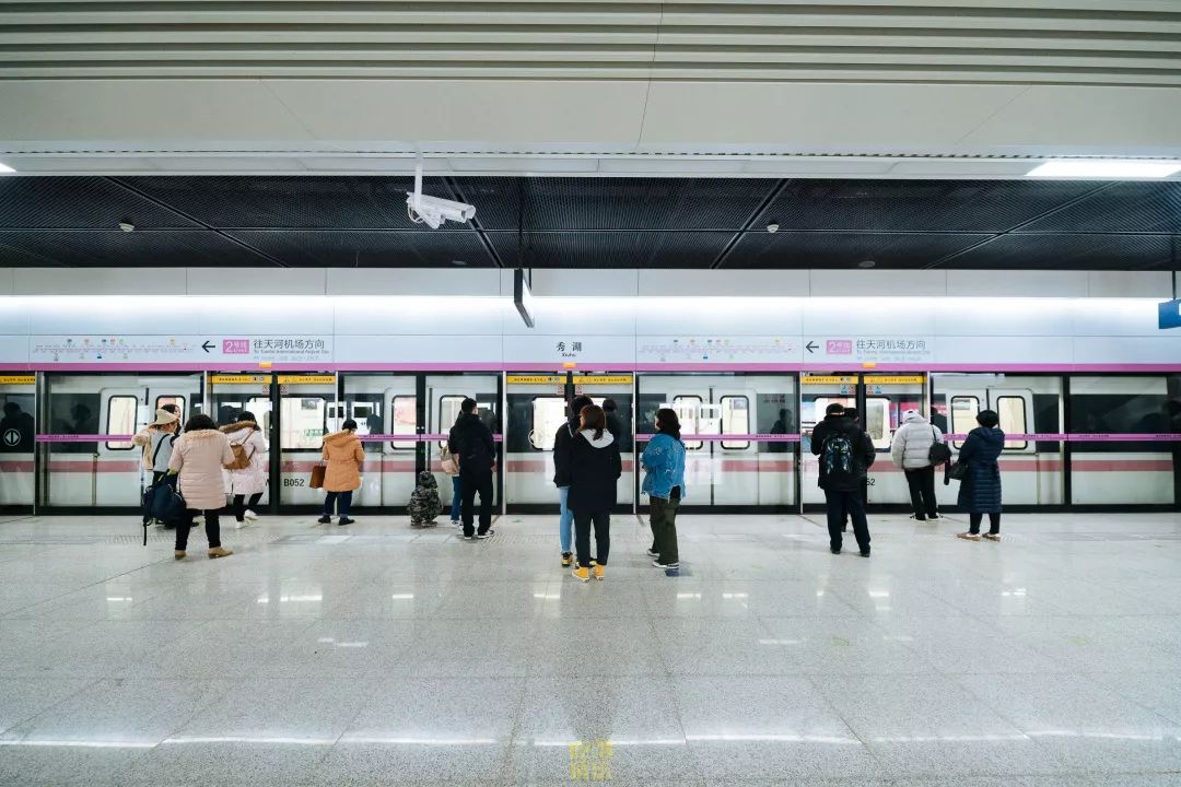 自从藏龙岛有了南延线,我就再没羡慕过别人家的学校!