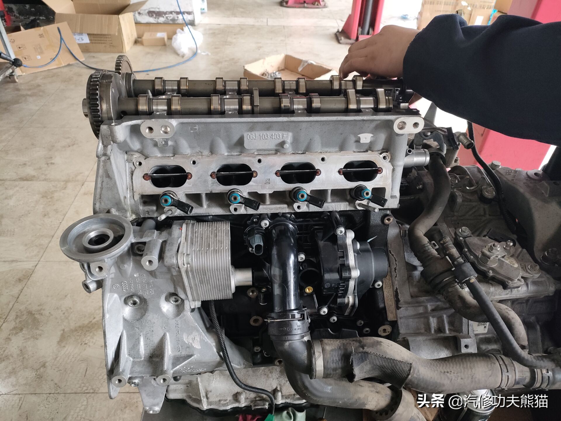 斯柯达昊锐烧机油维修视频,大众斯柯达昊锐1.8t烧机油