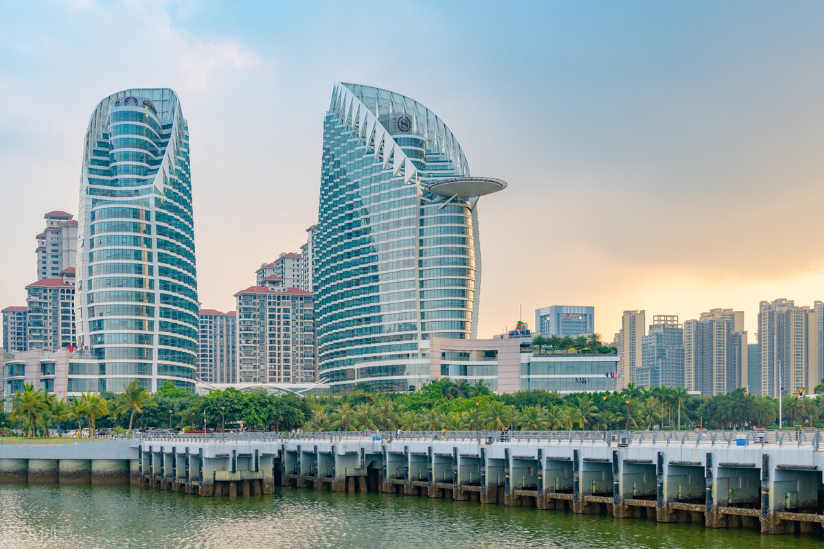 湛江市属于发达城市还是落后,湛江穷还是富