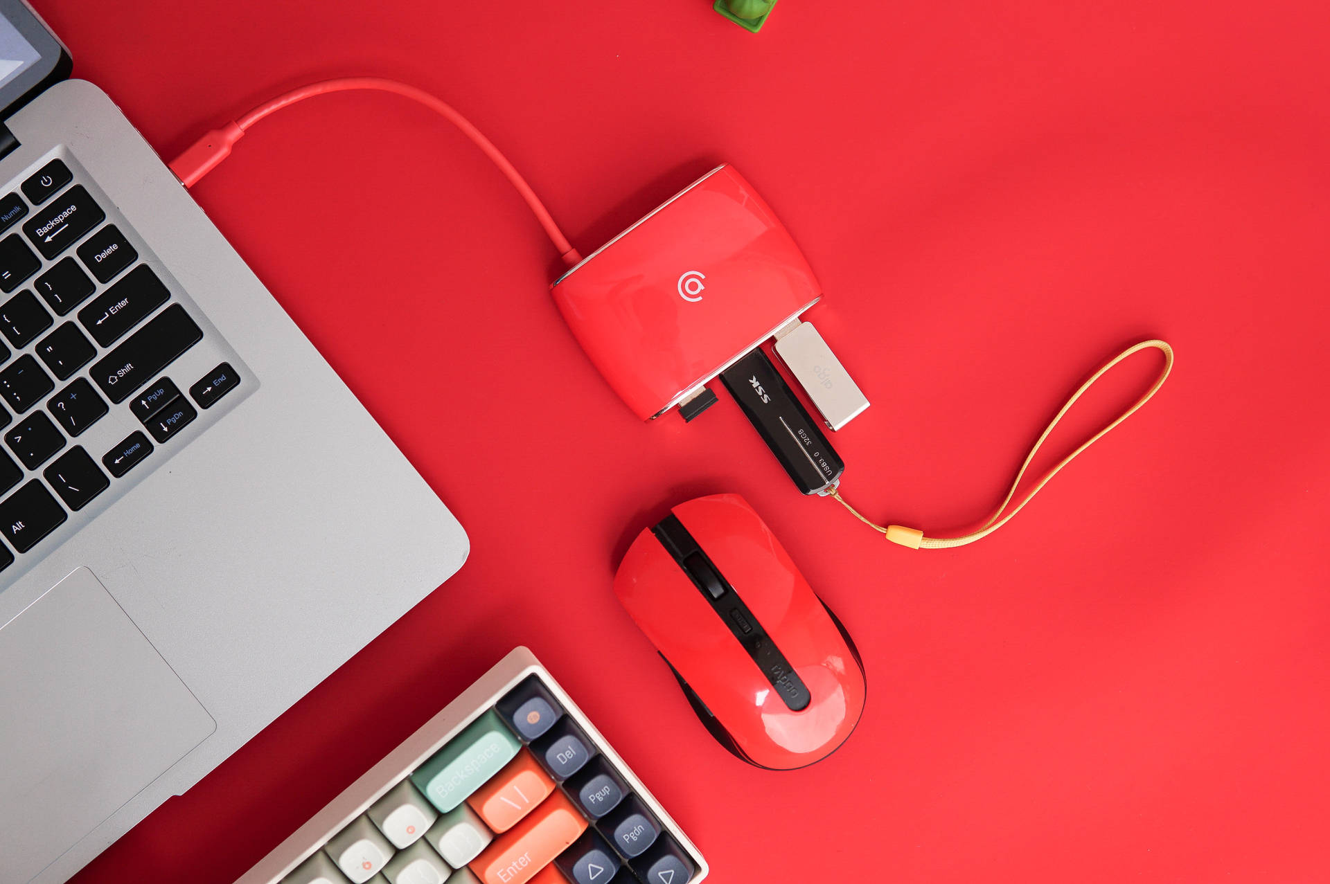 手机秒变电脑，aigo扩展坞趣体验，老罗的*NTT**裤衩都没了