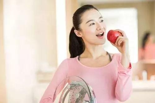 孕期尿少,孕期尿变少是怎么回事