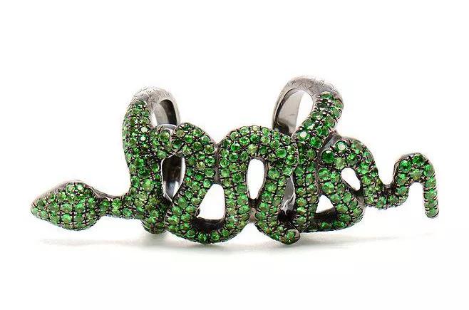 用错了才知道后悔！洗银水、玛瑙刀..这些保养神器你真的会用吗？