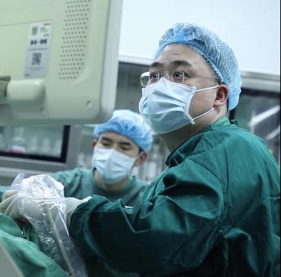 甲状腺结节07x06实性结节严重吗,甲状腺结节1.2厘米囊实性结节