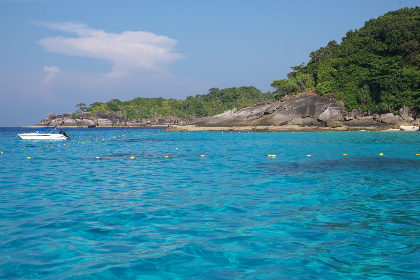 泰国普吉岛斯米兰岛旅游攻略,泰国旅游普吉岛的夏天皮皮岛浮潜