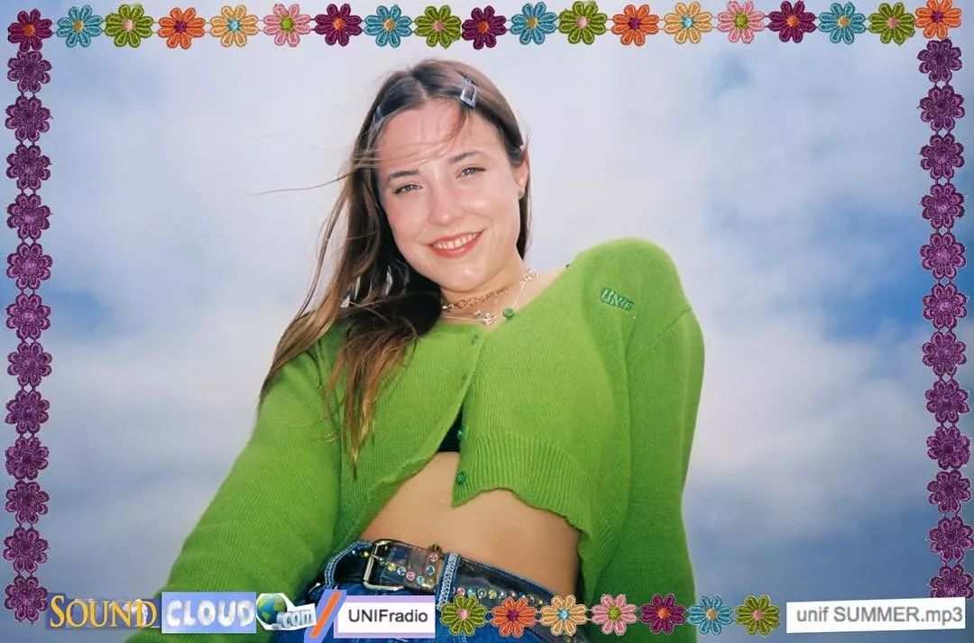 宋妍霏阿迪达斯丝带鞋,宋妍霏阿迪达斯鞋子