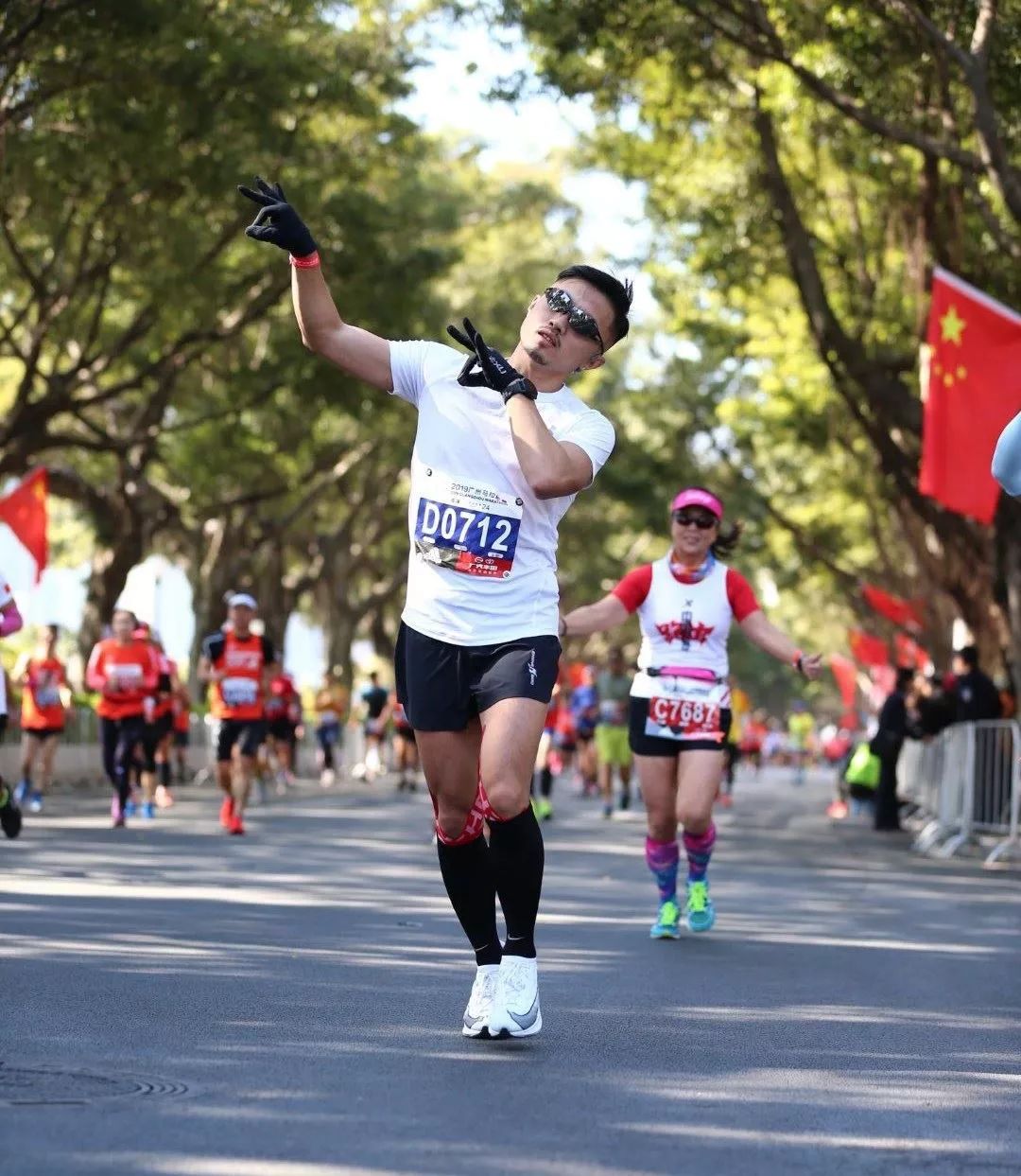 二手鞋nikezoomfly3,nikezoomfly3马拉松跑鞋测评