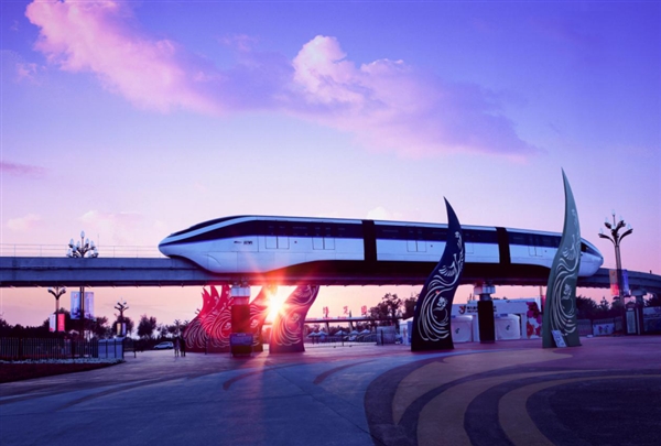 全球首条跨海云轨列车,全球首条比亚迪云轨