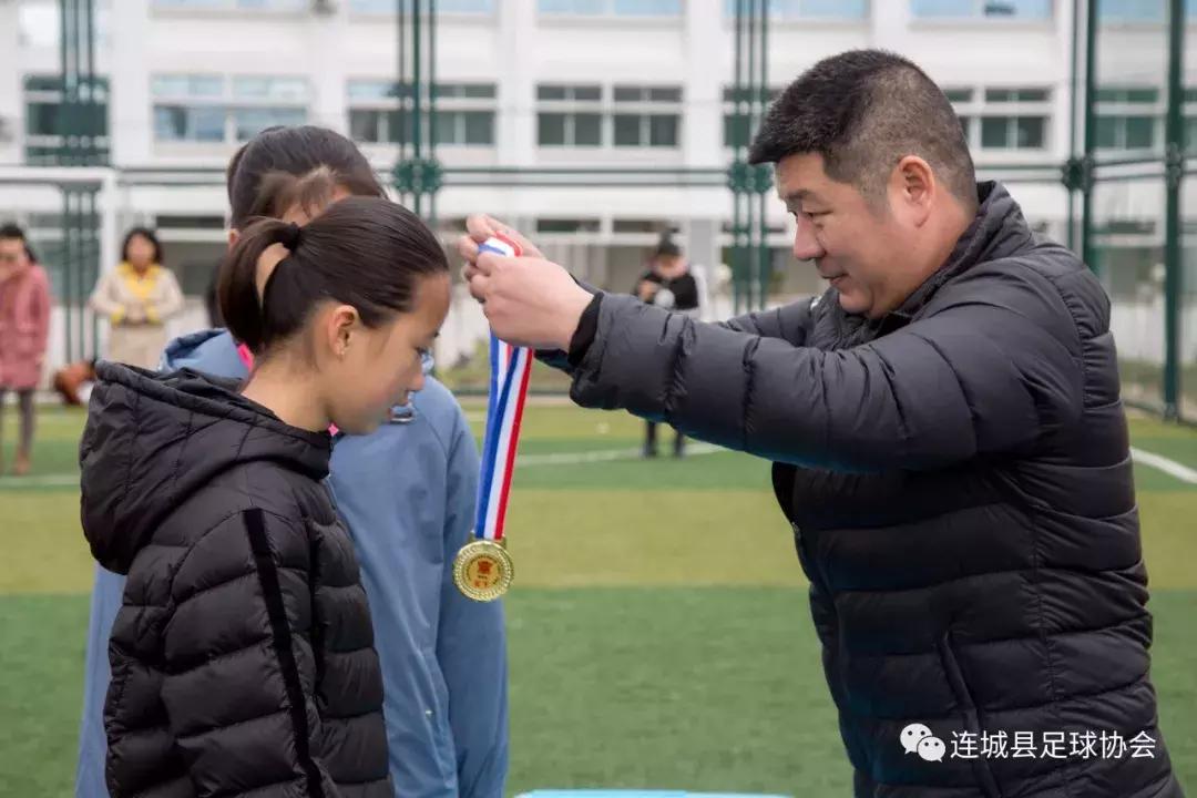 冠豸山旗舰足球俱乐部,冠豸山足球队