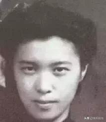 【荐读】你只知道王毅、华春莹，却不知道这个迷倒万千人的燕大“校花”才是曾经中国外交部隐藏的最狠角色！