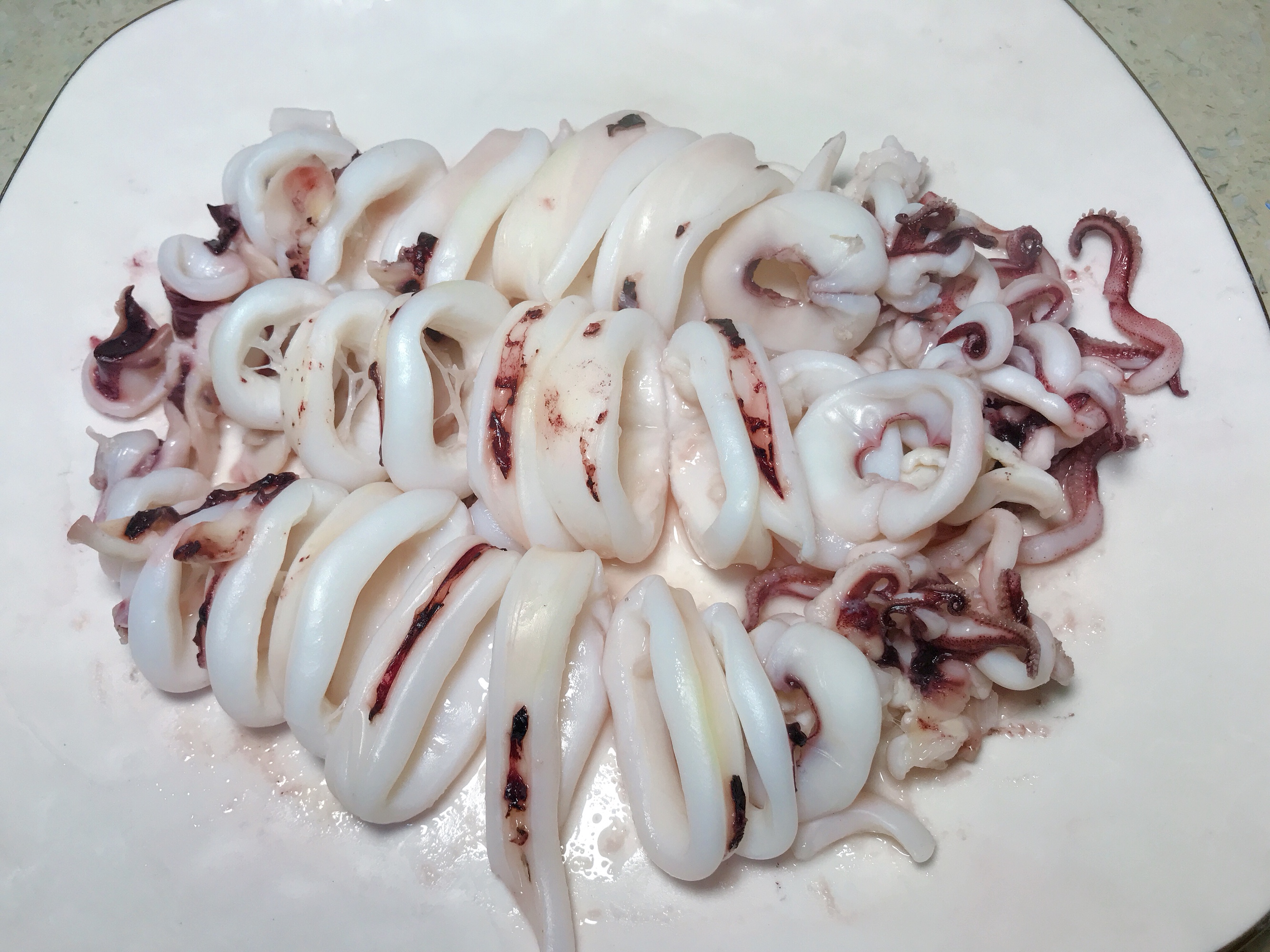 清蒸鱿鱼的正确做法大全,清蒸鱿鱼的做法大全家常菜窍门