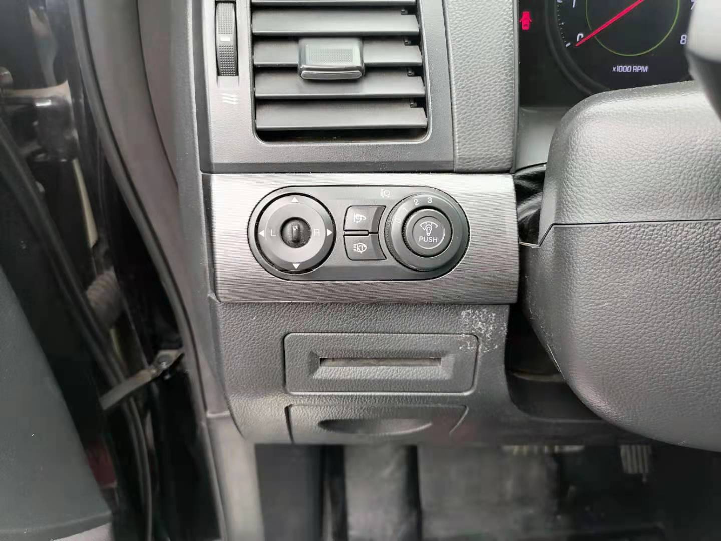 13年进口科帕奇2.4四驱7座,12年科帕奇2.4排量四驱价格