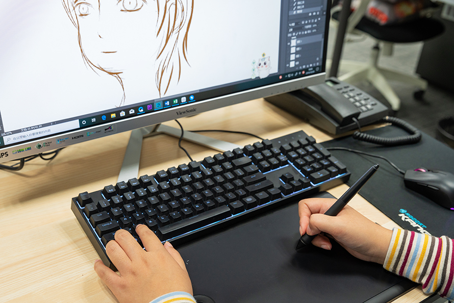 wacom手绘板pth660,wacomintuospro手绘板怎么用