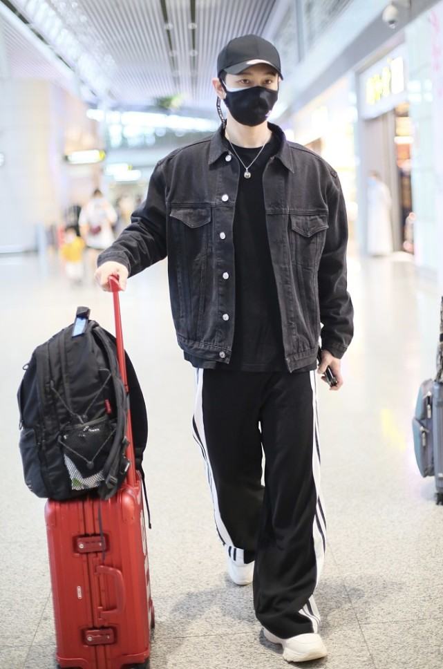 黄晓明日常穿衣搭配,黄晓明造型盘点