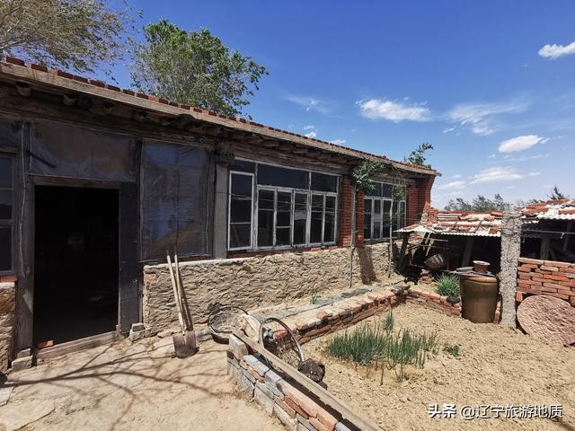 锦州96岁老人独居荒村,靠发电机生活,至今耳不聋,眼不花