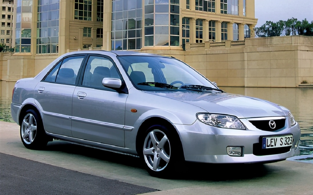 5000预算这三款省油小车最值,5000块钱能买的车型