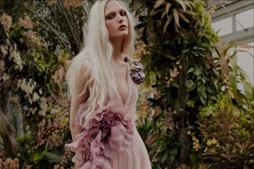 如何保持年轻？王薇薇：构建自己的精神内核