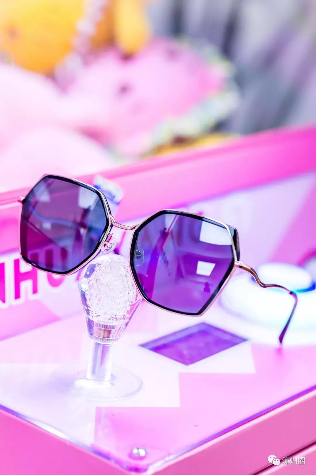 真的假的!漳州自带网红流量的眼镜店做活动了!分分钟被搬空!