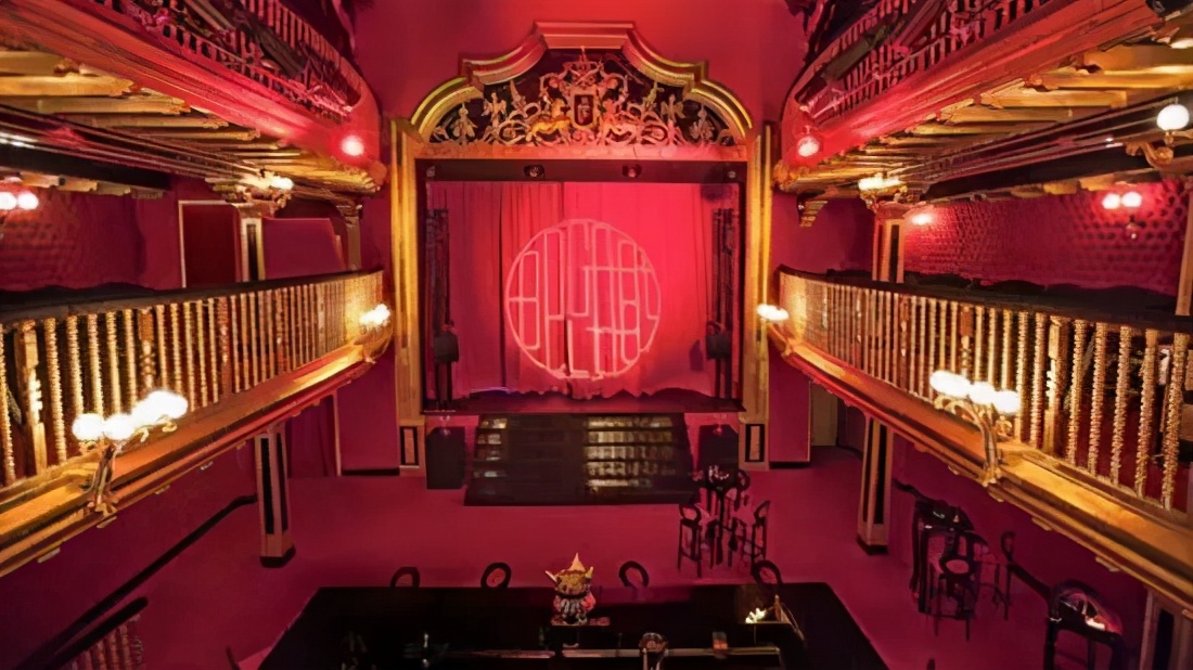 好物之走进美国丨Xbox：成不了电玩界的第一，就做手柄界的NO.1